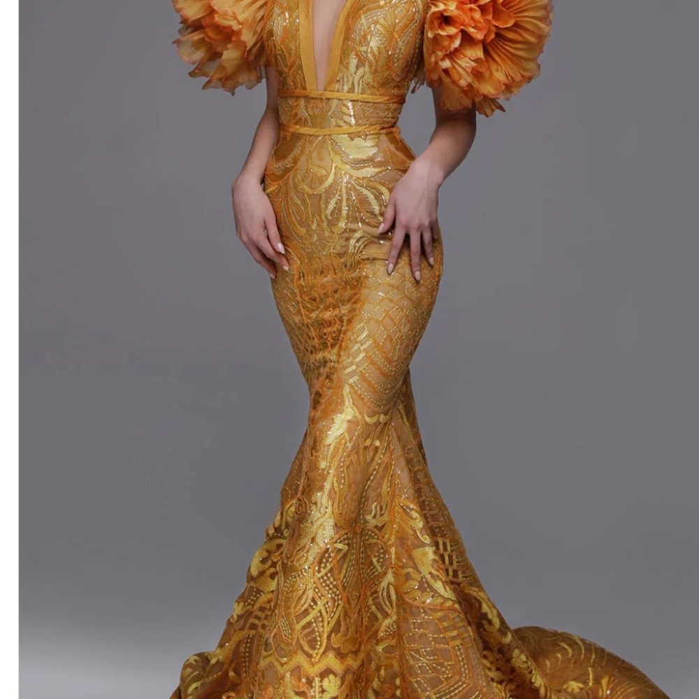 MNM dress Pre Owned